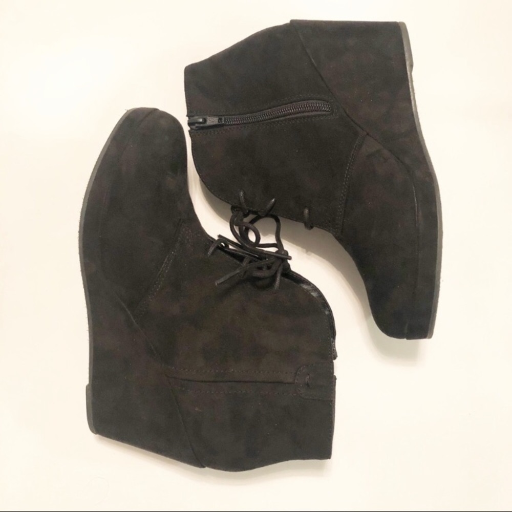 Merona Faux Suede Lace-up Wedge Booties Size 8.5